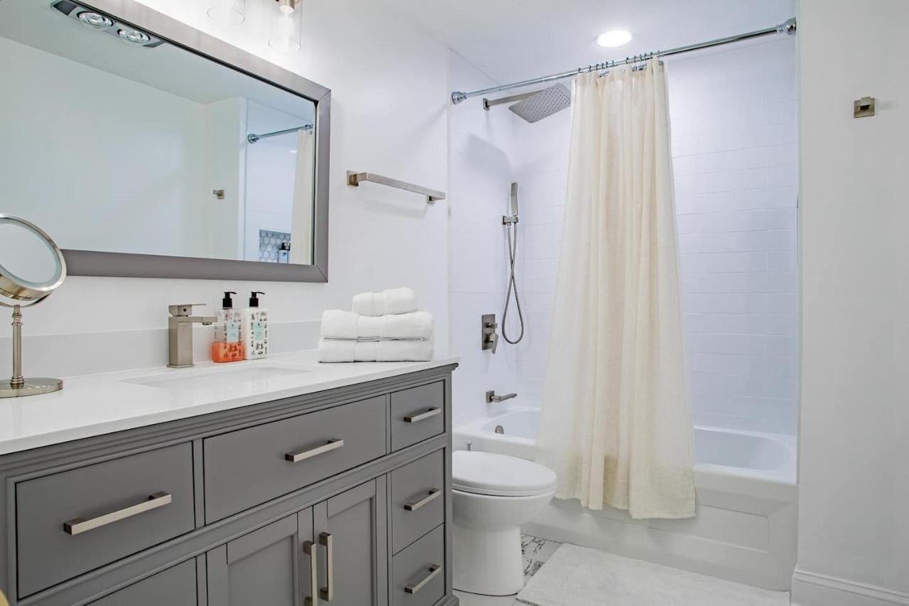 Fancy 1-Br In Central Location Parking Available Washington Exterior photo